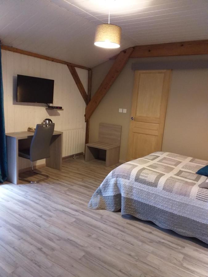 Au petit bonheur Bed and Breakfast Saint-Martin-du-Frene Eksteriør billede
