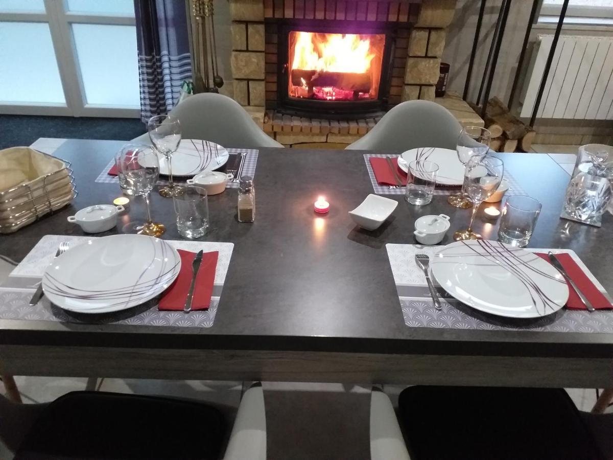 Au petit bonheur Bed and Breakfast Saint-Martin-du-Frene Eksteriør billede